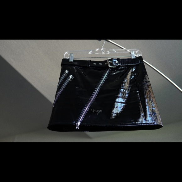 Black Leather Amiri Skirt - Picture 2 of 3